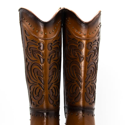 Bota Medusa Acabado Pull Up con Personalidad Única