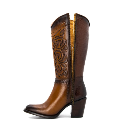 Bota Medusa Acabado Pull Up con Personalidad Única