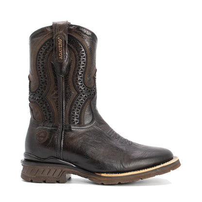 Modelo Stanford Bordado Fino Toque Distintivo