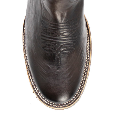Modelo Stanford Bordado Fino Toque Distintivo
